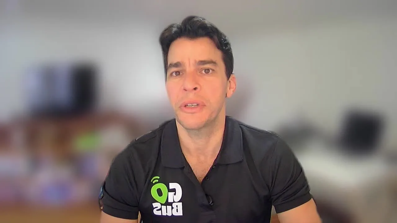 José Colón, Cofundador y CEO de GoBus, comparte su experiencia con IQ Source